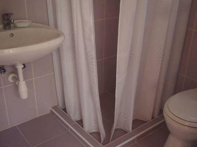 Deel Apartman Nyíregyháza Buitenkant foto