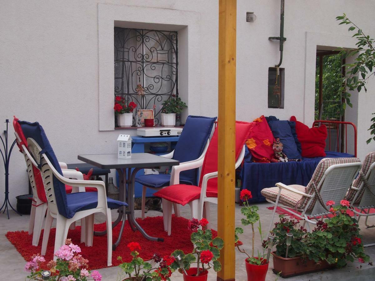 Deel Apartman Nyíregyháza Buitenkant foto